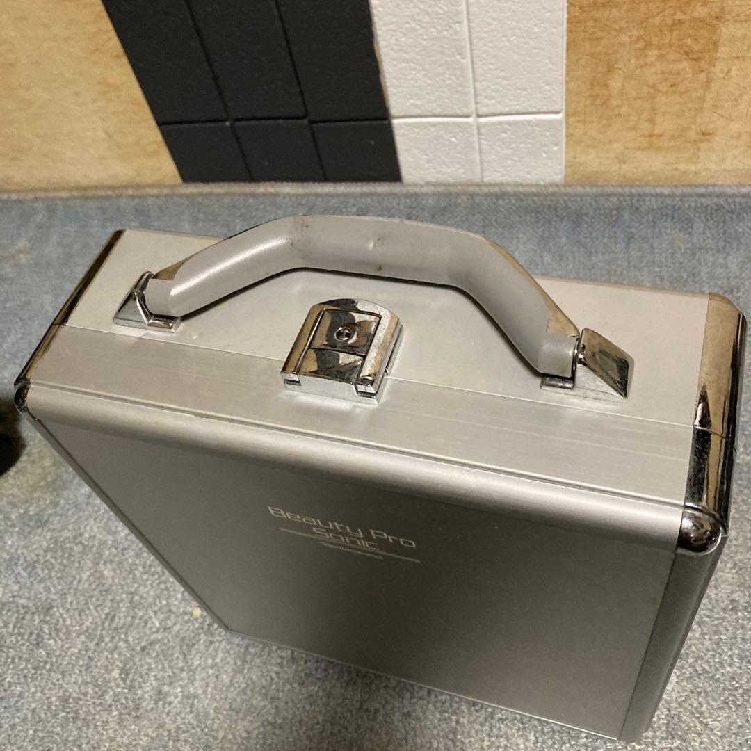 ナリス化粧品 ビューティープロソニックケース一部欠品あり