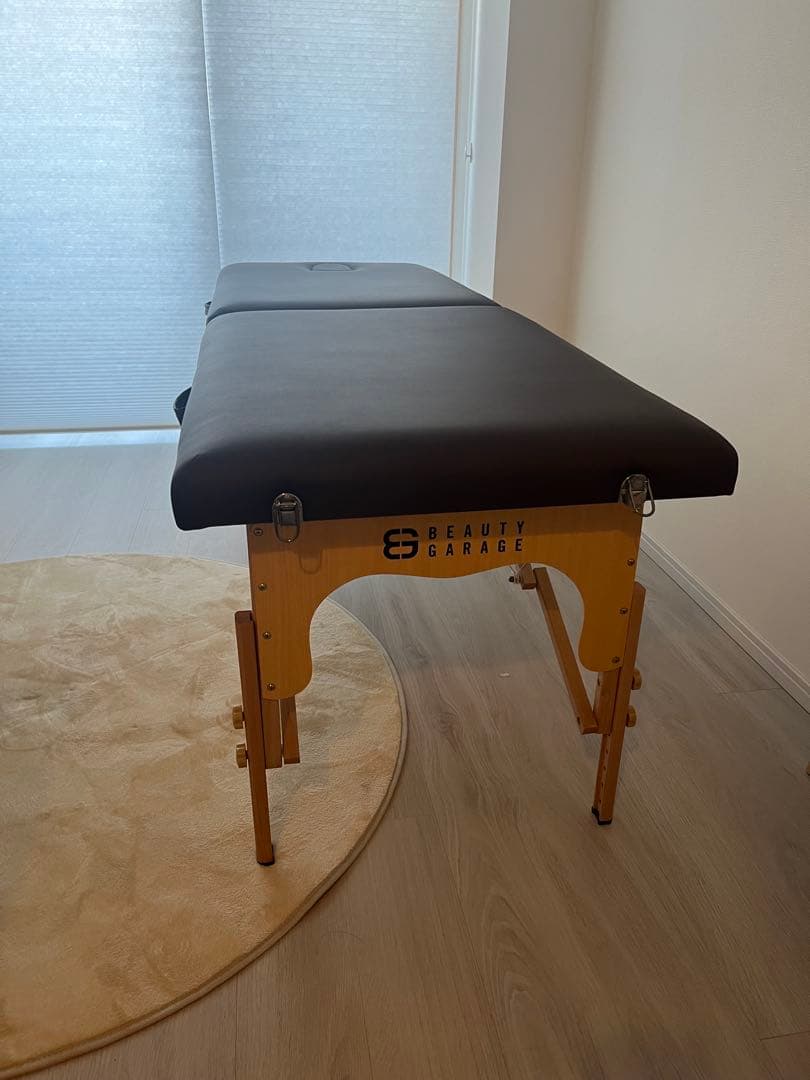 【美品】折りたたみ施術ベッド （キャリーバッグ付）（ダークブラウン）