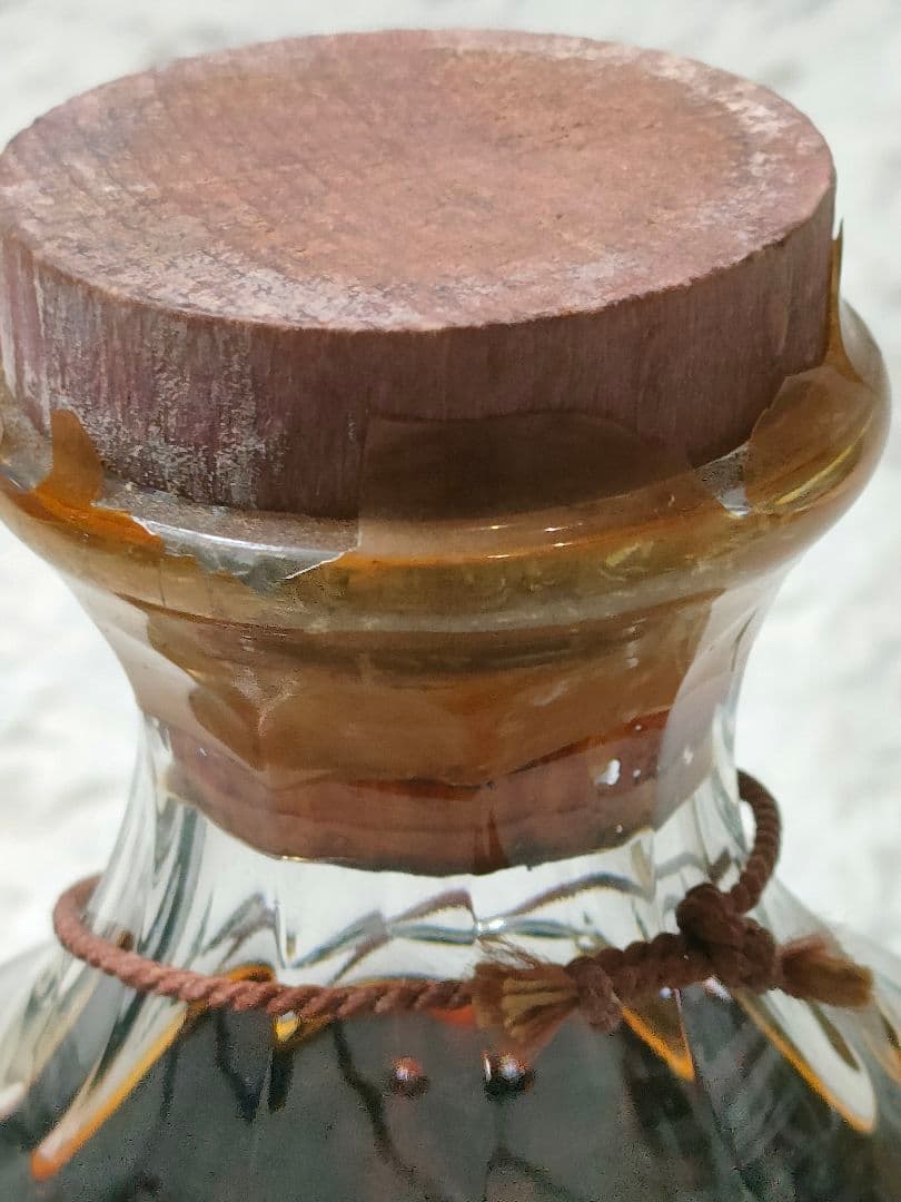 新品　未開栓　ポリニャック コニャック クリスタルボトル