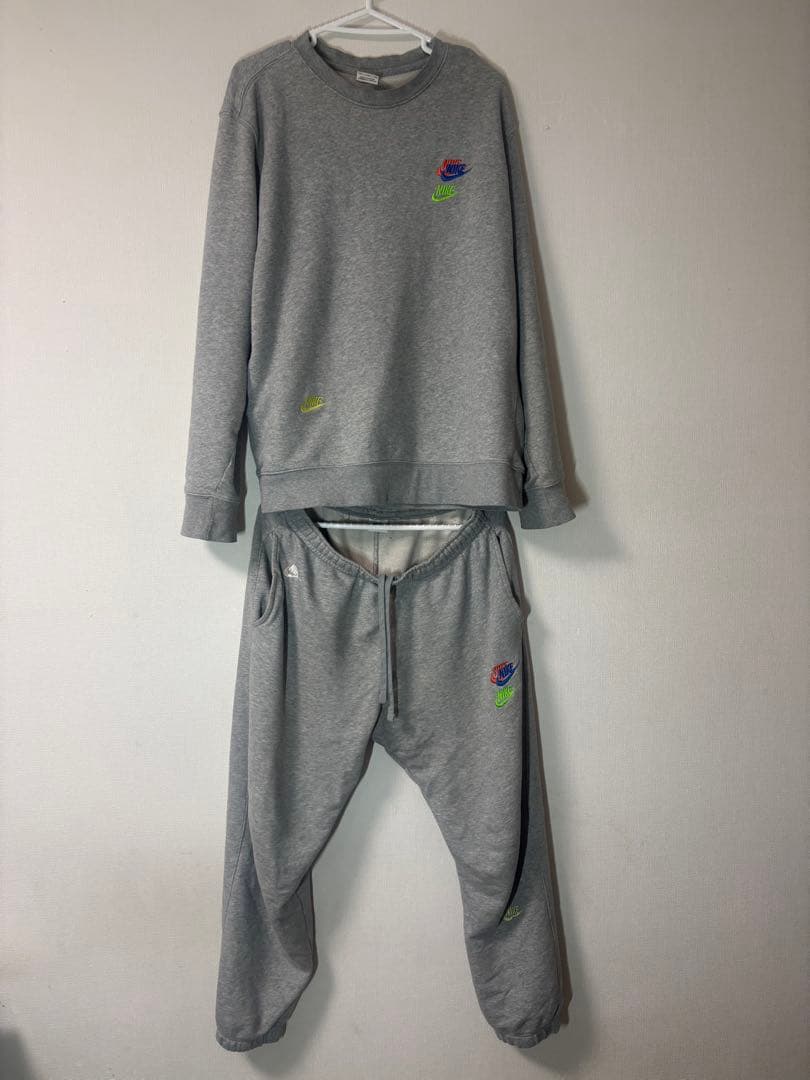 Nike グレー スウェットセットアップ
