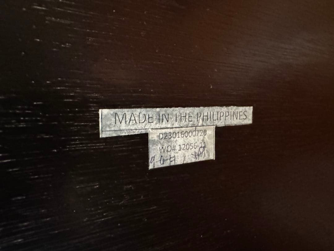 サイドテーブル