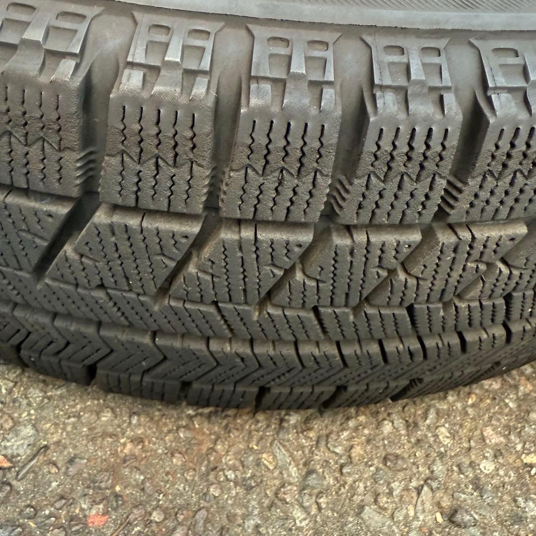 ダイハツ　155/65R14 14インチ　スタッドレスタイヤ　冬タイヤ