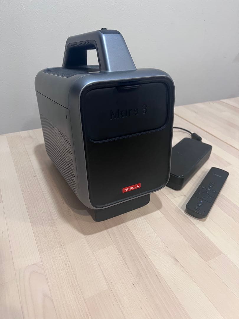 Anker Nebula Mars 3 ポータブルプロジェクター