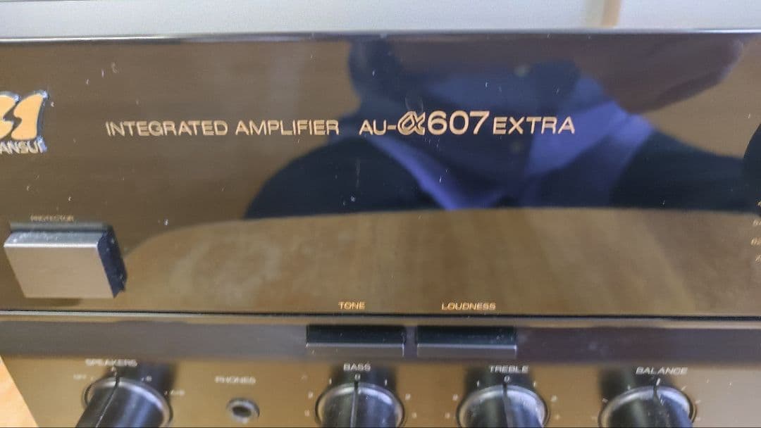 【ジャンク】オーディオアンプ　SANSUI AU-α607EXTRA