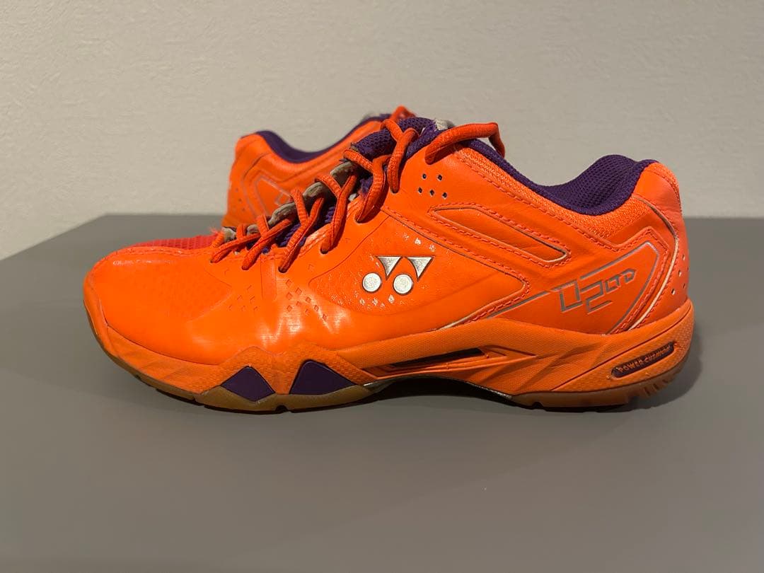 YONEX バドミントンシューズ パワークッション 桃田選手着用モデル 25.5