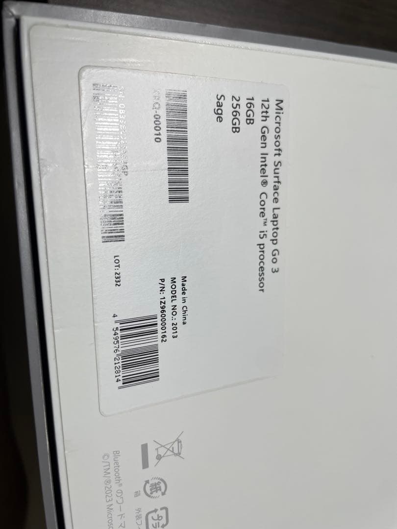 T*A様 Microsoft surface Laptop Go3 16gGB