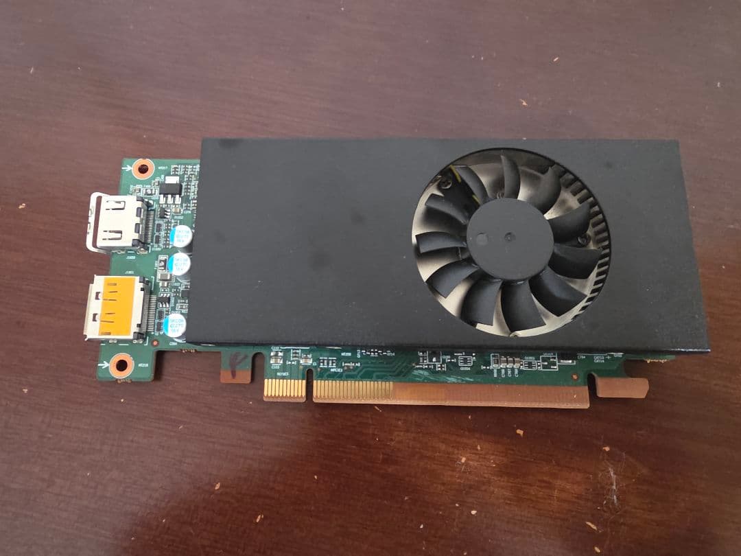 グラフィックボード・グラボ・ビデオカード AMD Radeon RX6400 4GB LP