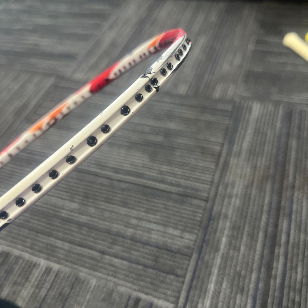 バドミントンラケット Zストライクジャンク品 全て一箇所折れやヒビが入っています