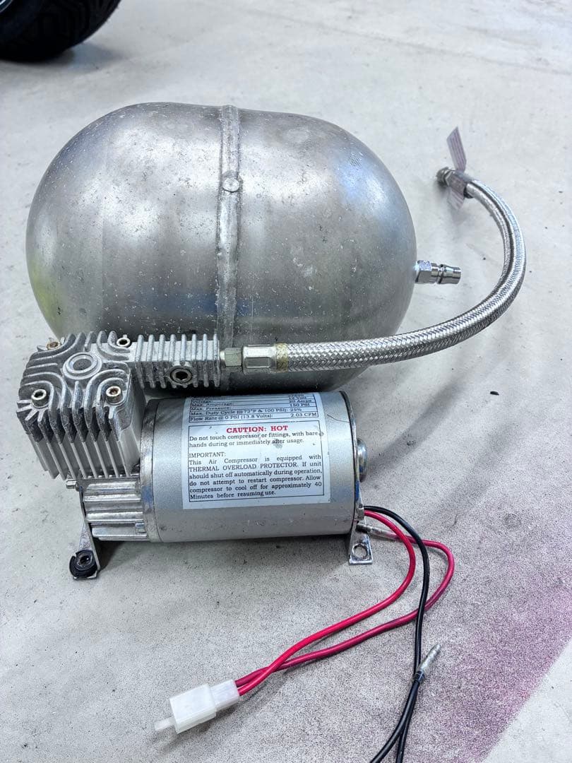 12Vエアコンプレッサー、ワンオフアルミタンク