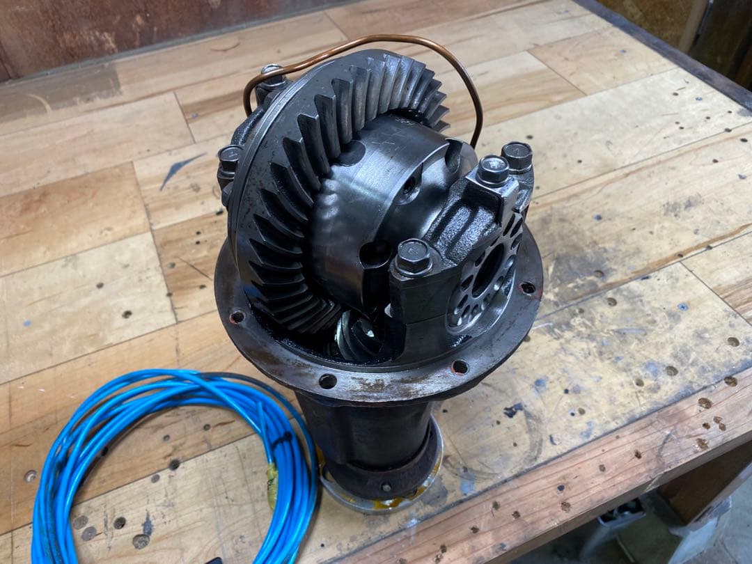 ガ*ン様 ジムニーja11 エアロッカー　フロント