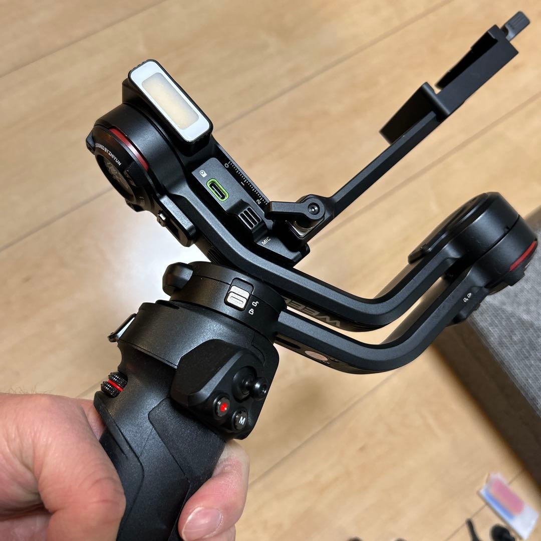 ZHIYUN Weebill 3 ジンバル 電動3軸 (Standard)