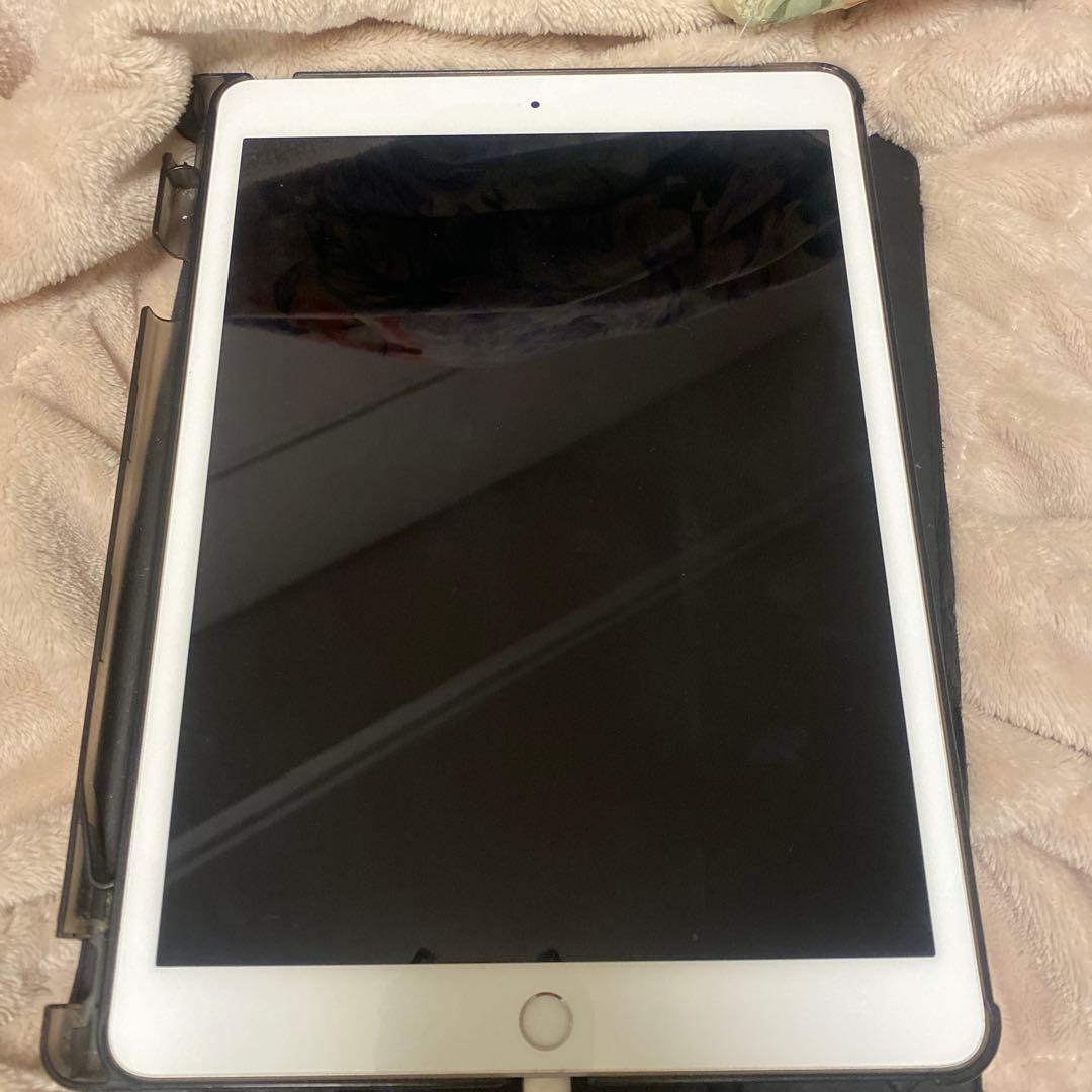 iPad 第8世代 32GB