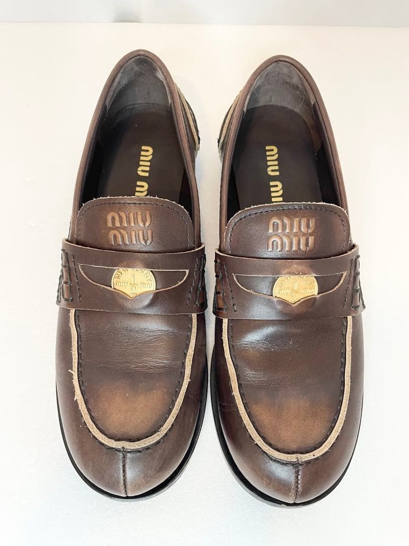 MiuMiu ヴィンテージ加工 (ブラウン) ペニーローファー 25cm