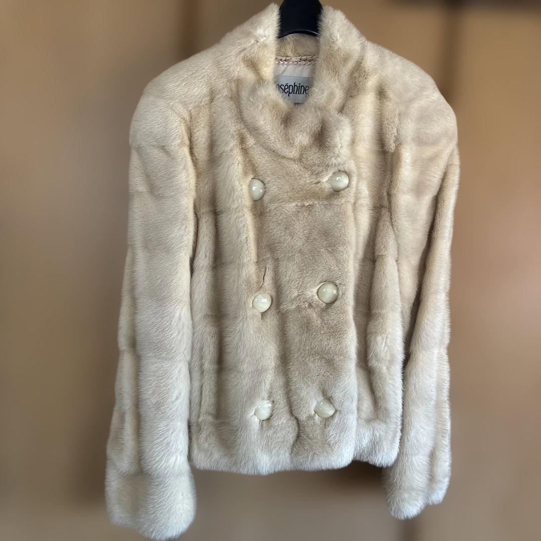 サガミンク7号ショート丈コート　カラーアイボリー・ベージュ