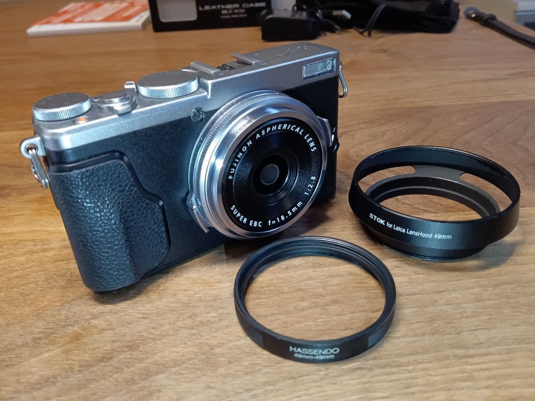 【純正レザーケースSET付き】FUJIFILM X70【取説+元箱+保証付】