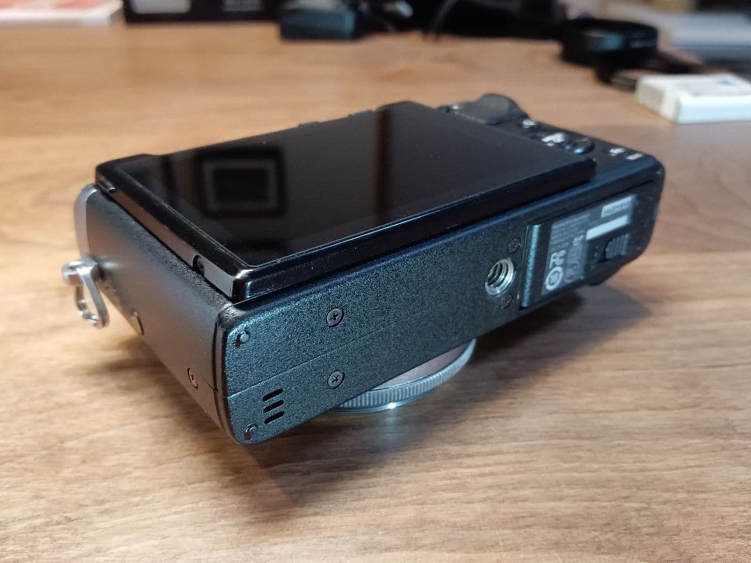 【純正レザーケースSET付き】FUJIFILM X70【取説+元箱+保証付】