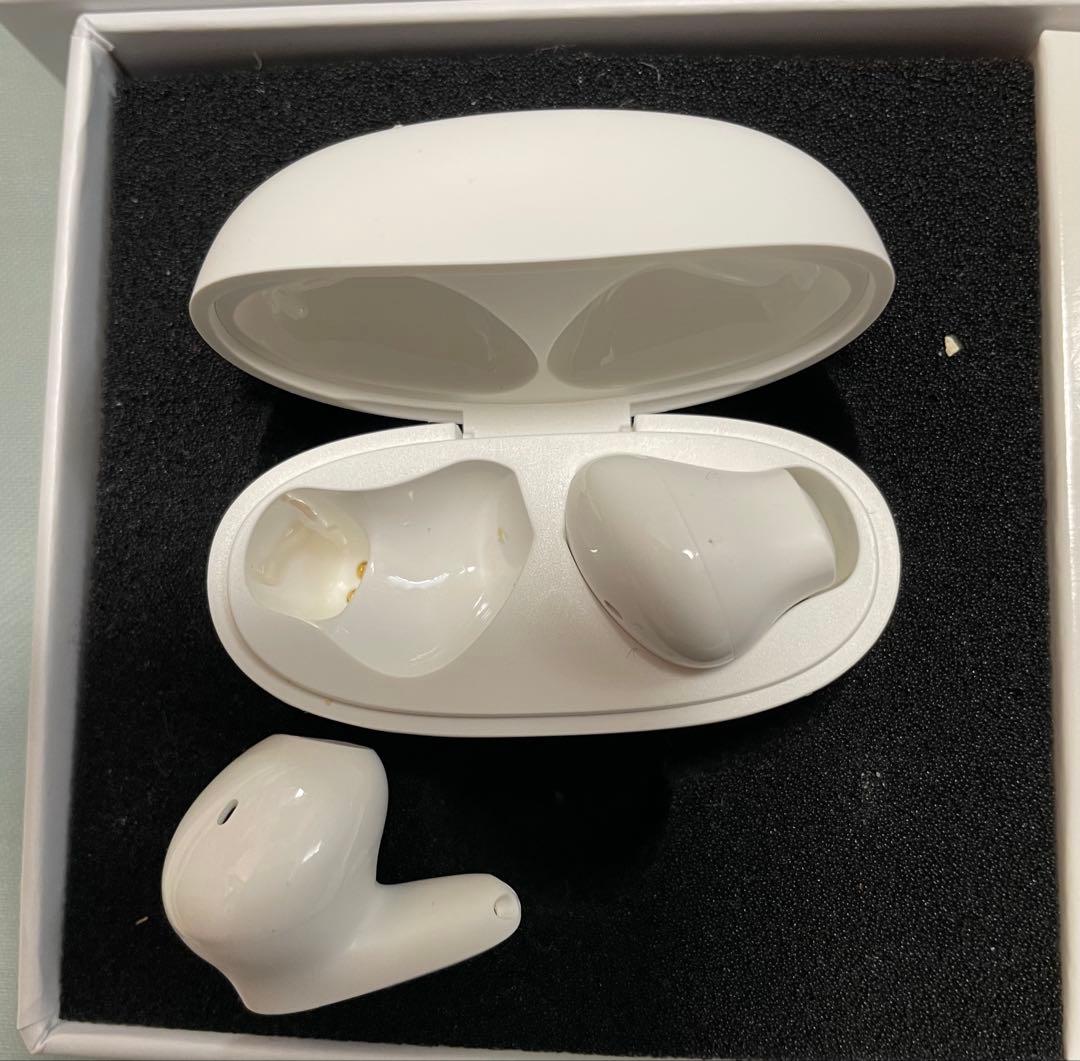 今までにない吸音能力で会話が出来ます♪耳穴に入れないでタイプ！カバーで落ちにくい