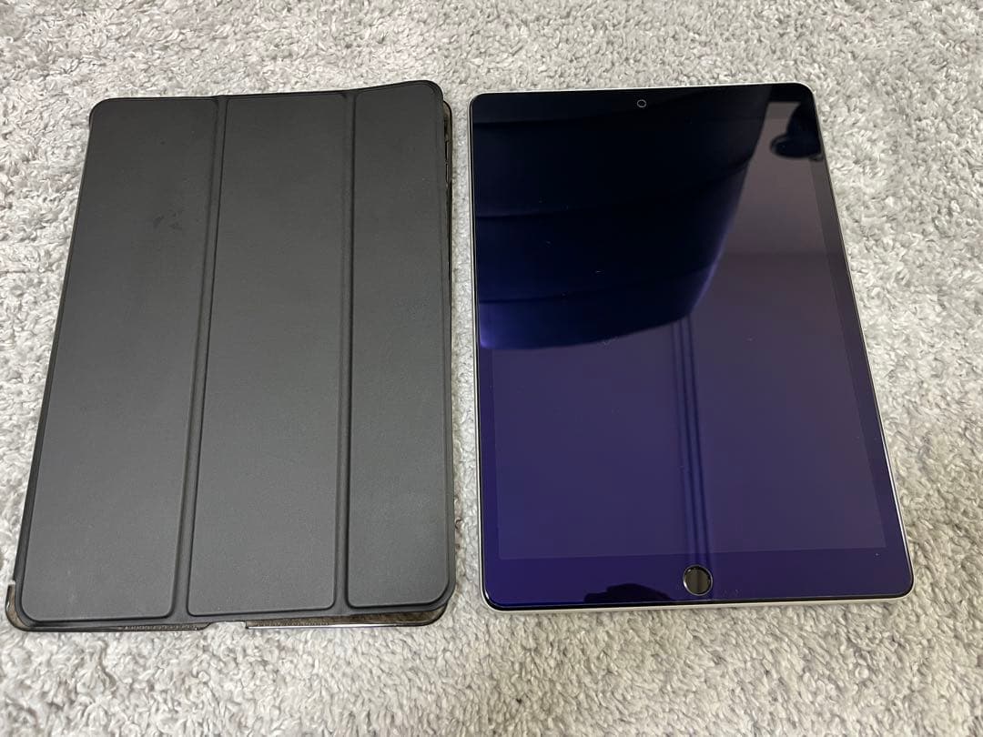 Apple iPad (第9世代) Wi-Fi + Cellularモデル