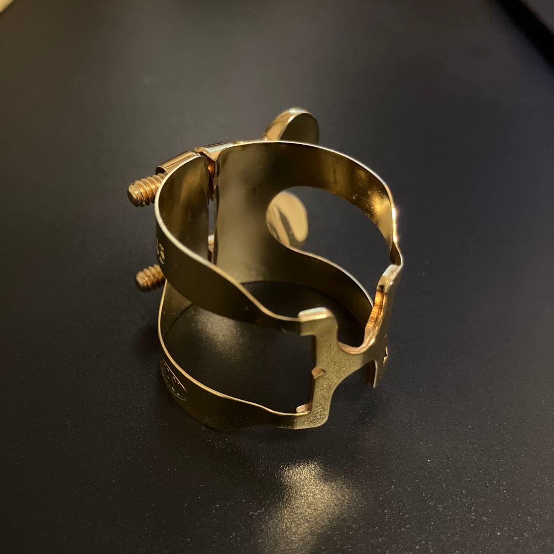 ［美品］ハリソン・ハーツ アルトサックス用リガチャー(A3／GP)