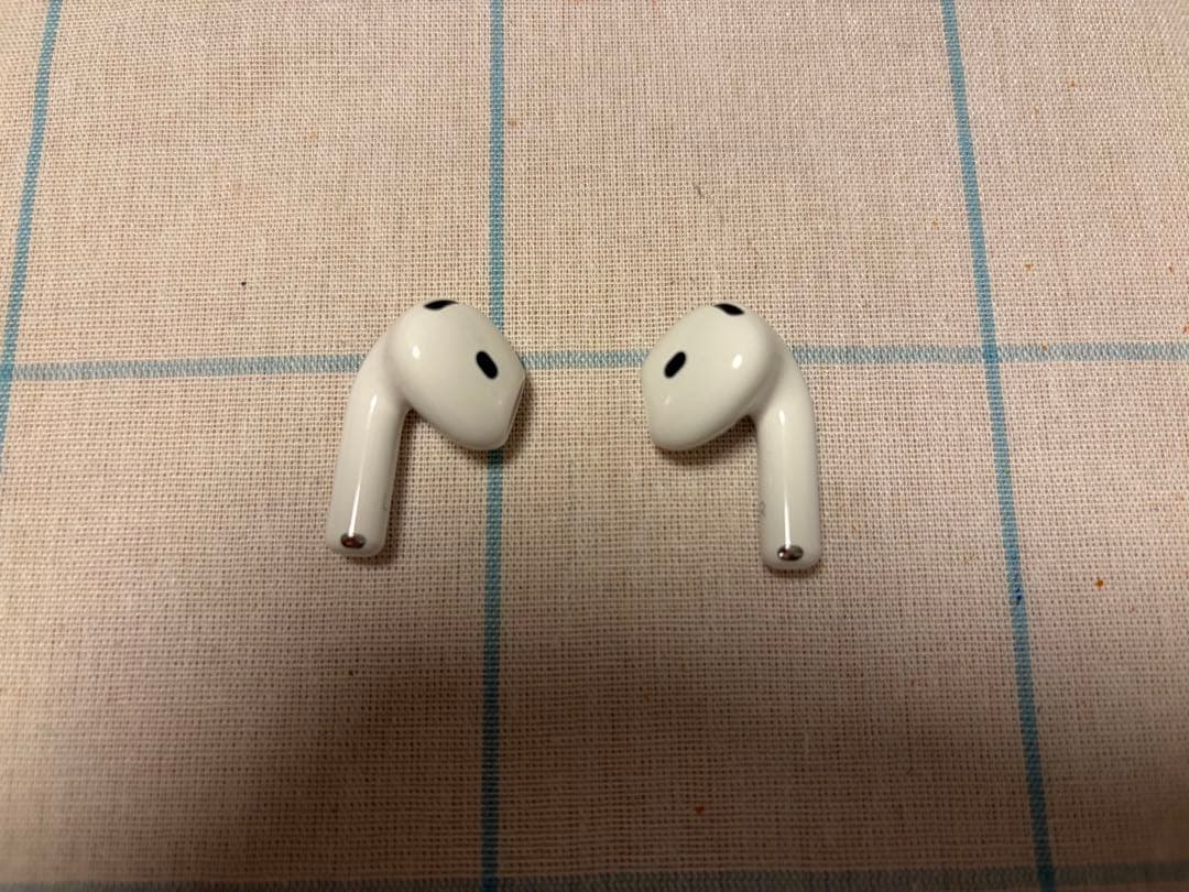 赤*猿様 AirPods (第4世代) ANC アクティブノイズキャンセリング
