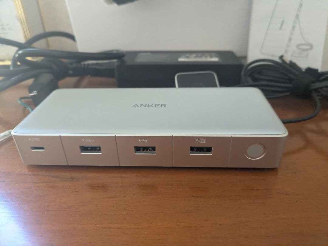 ANKER 553 USB-C Docking Station KVMスイッチ