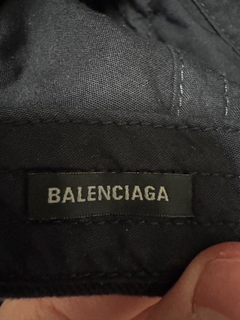 BALENCIAGA be different キャップ　ブラック　Lサイズ