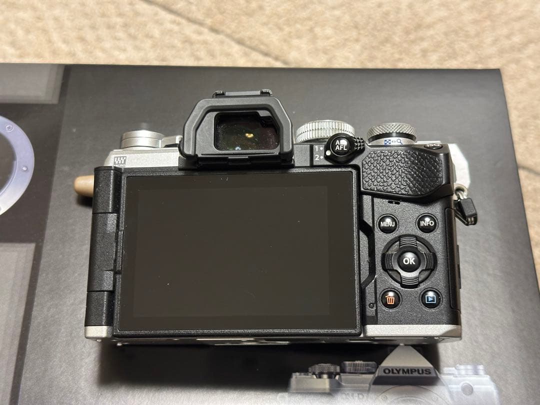 OLYMPUS OM-D E-M5 MarkⅢ / ズームレンズ 12‑200