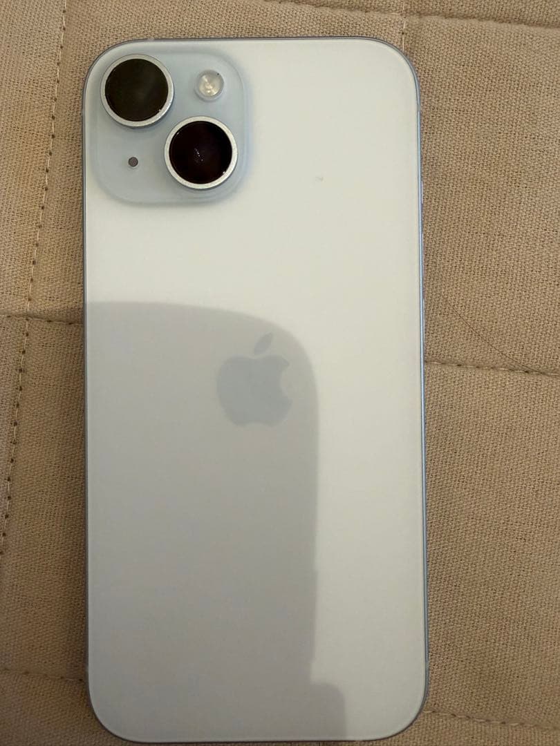 Apple iPhone 15 本体　美品SIMフリー　95%