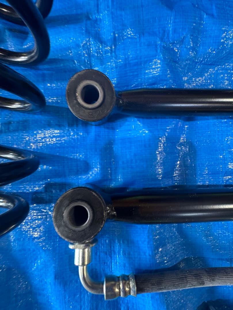 jb23純正サスペンションキット一式