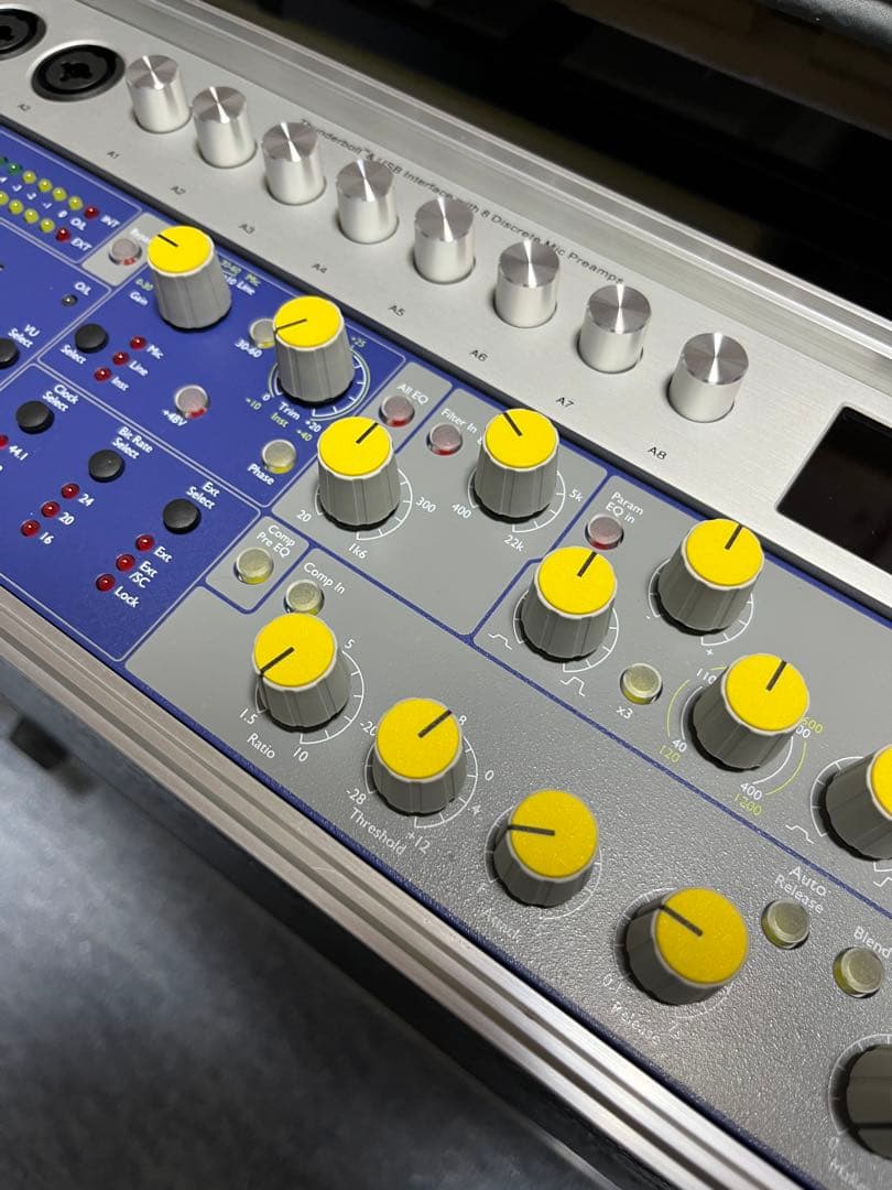 ギターマン　focusrite ISA220 チャンネルストリップ