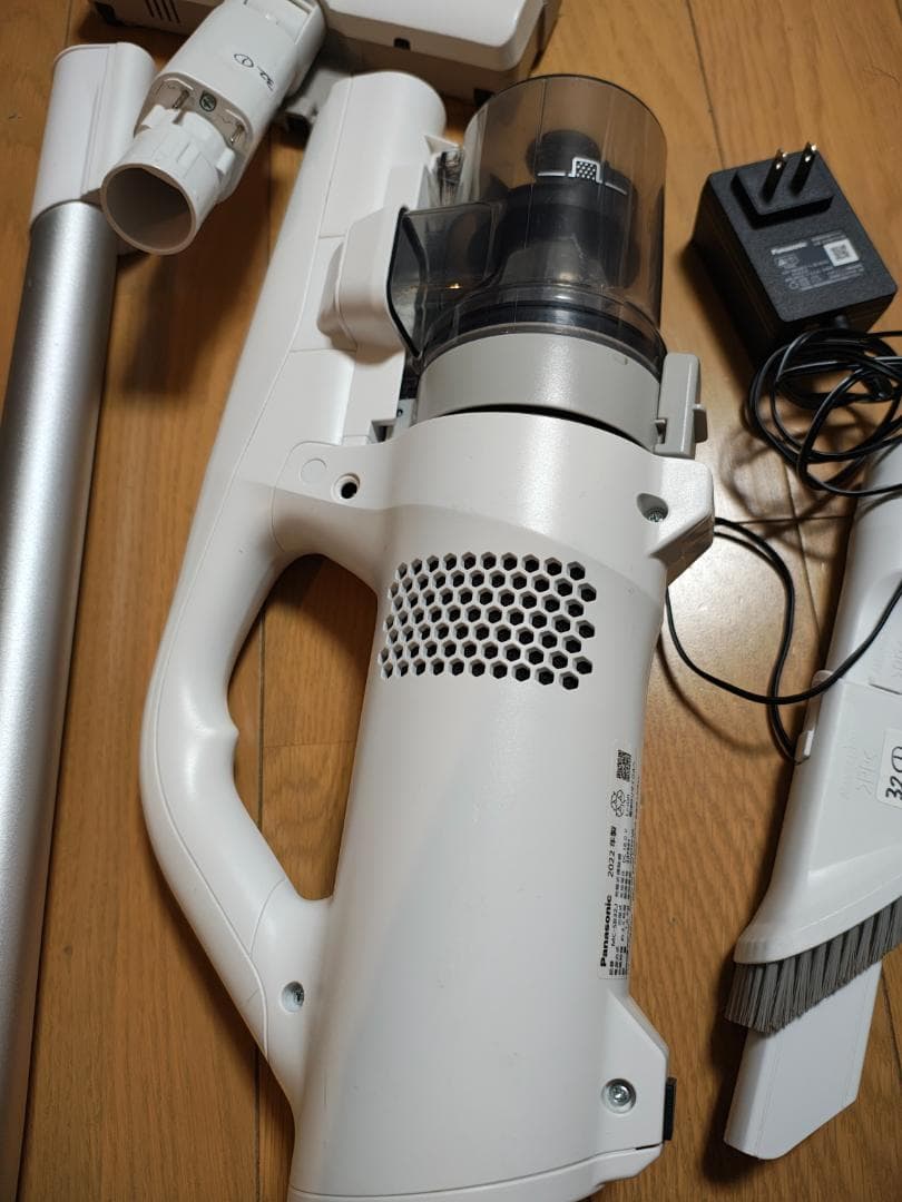 パナソニック★掃除機★MC-SB32J★2022年製★バッテリー新品と同等★