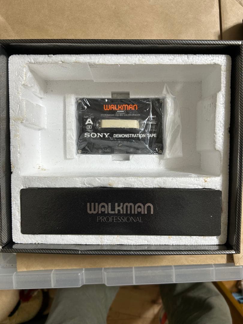 ソニー ウォークマン WM-D6 元箱&未使用付属品(デモテープ・ストラップ)付