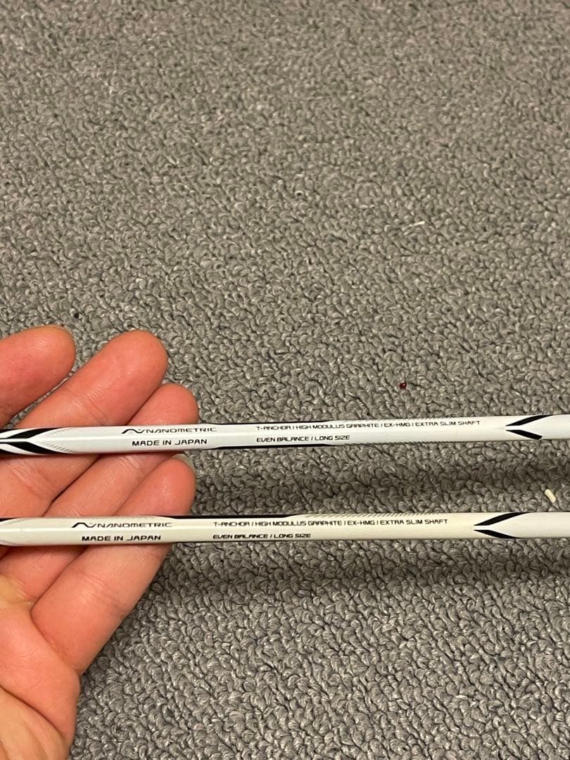 ヨネックス　デュオラZストライク　バドミントンラケット 2本セット