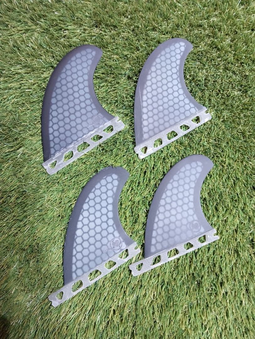 佐*俊様 ブラックハート　BHQ クアッドフィン　セット　フューチャーフィン　ボ