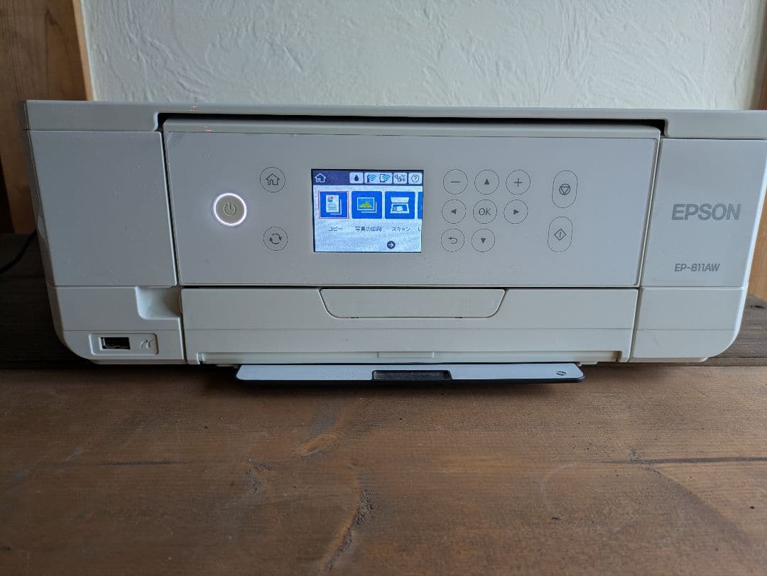 EPSONプリンター　EP-811AW