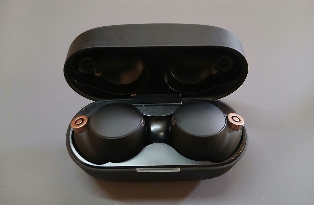 SONY　WF-1000XM4　ワイヤレス　ノイズキャンセリング　イヤホン　④