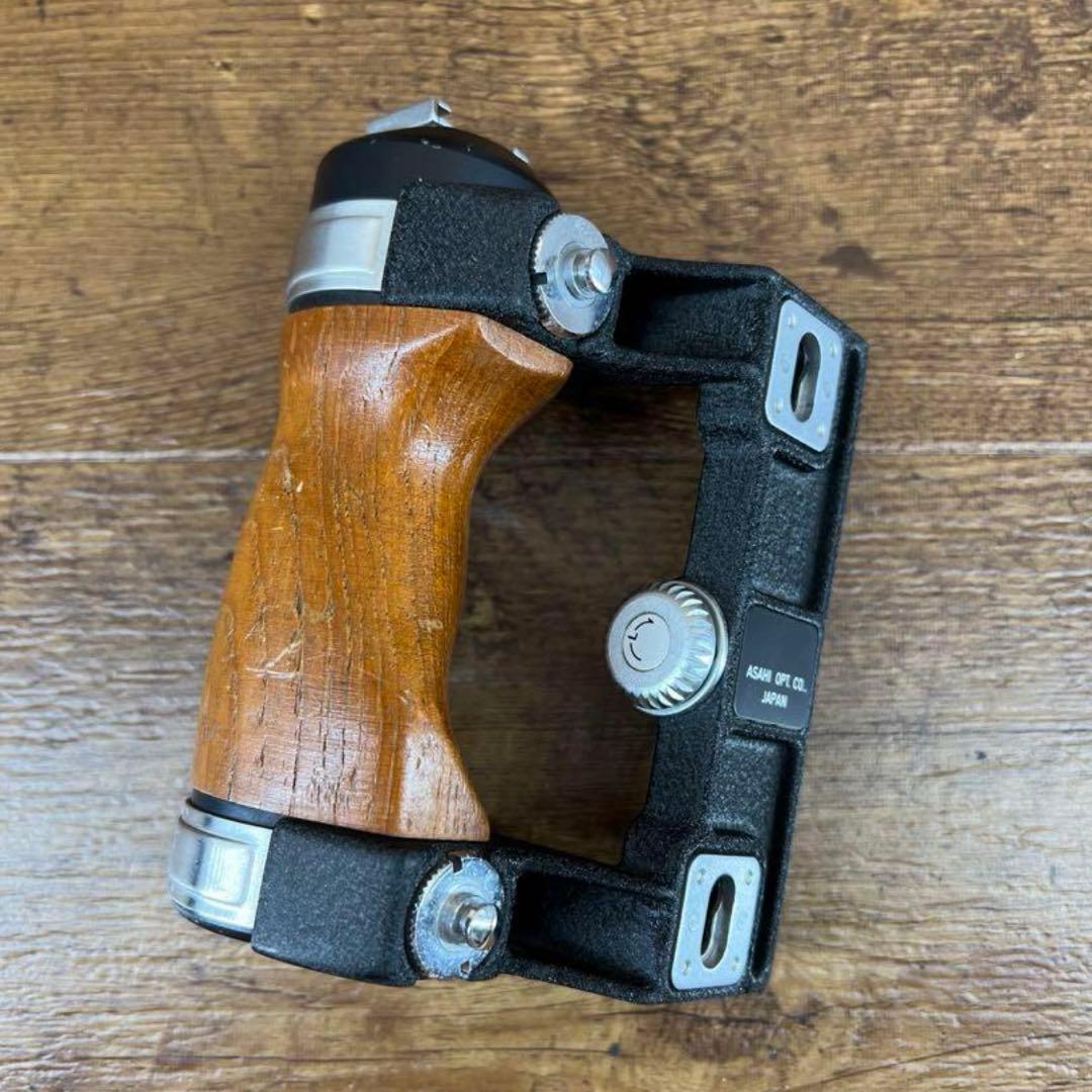 ペンタックス　PENTAX67 PENTAX6×7 ウッドグリップ　L-13