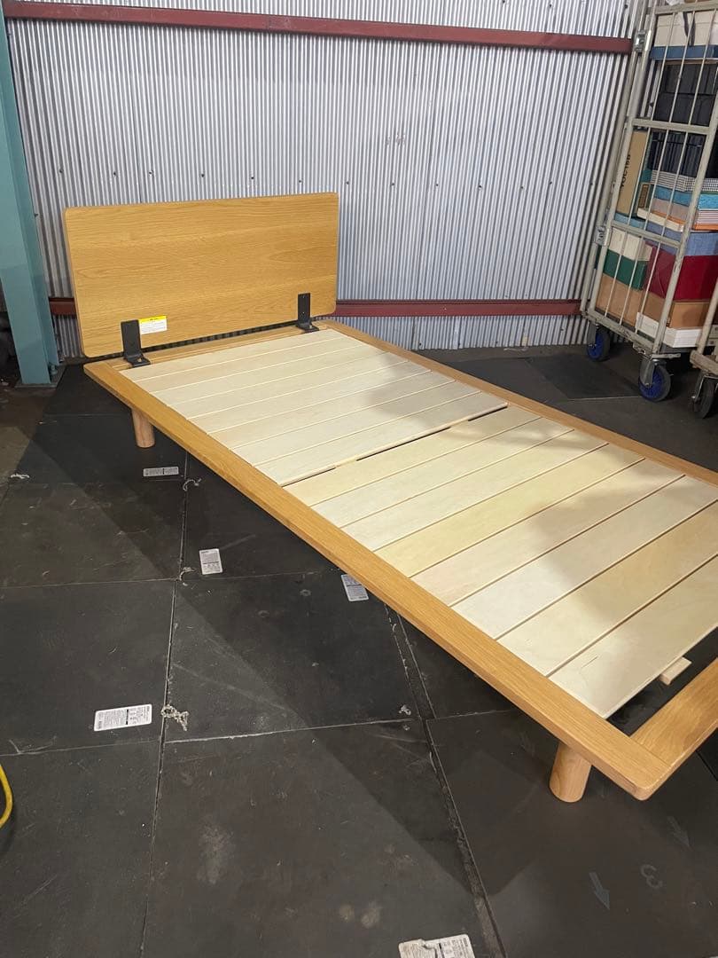 無印良品 シングル ベットフレーム 収納付き