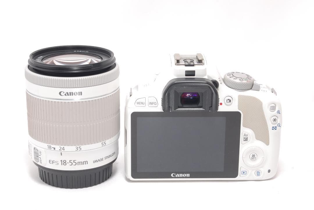 ⭐️プレゼントにも⭐️Canon Kiss X7 キャノン　デジタル一眼レフ