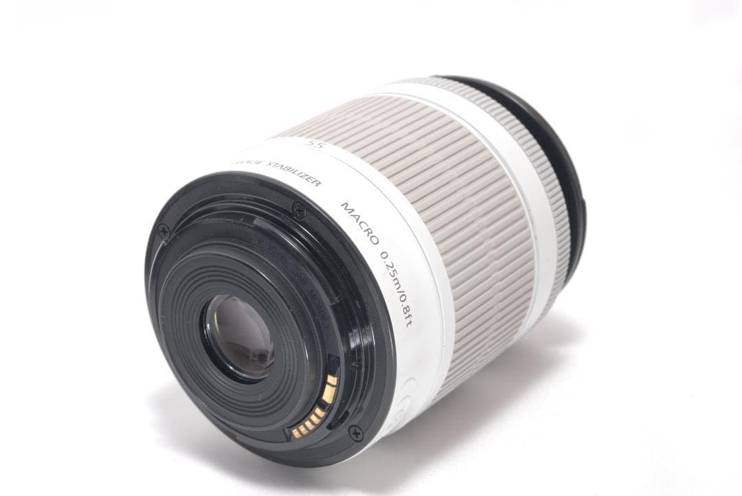 ⭐️プレゼントにも⭐️Canon Kiss X7 キャノン　デジタル一眼レフ