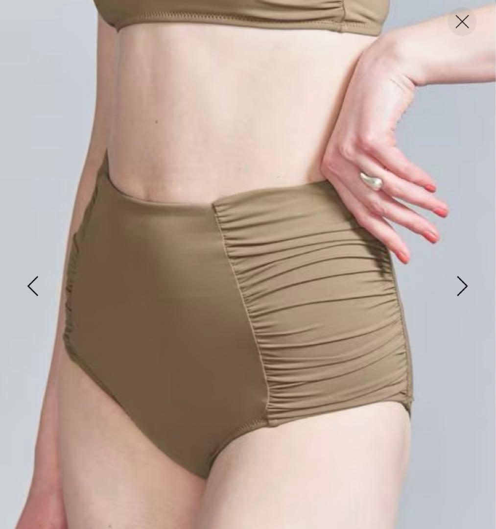 Lepidos レピドス　ソリッド上下水着