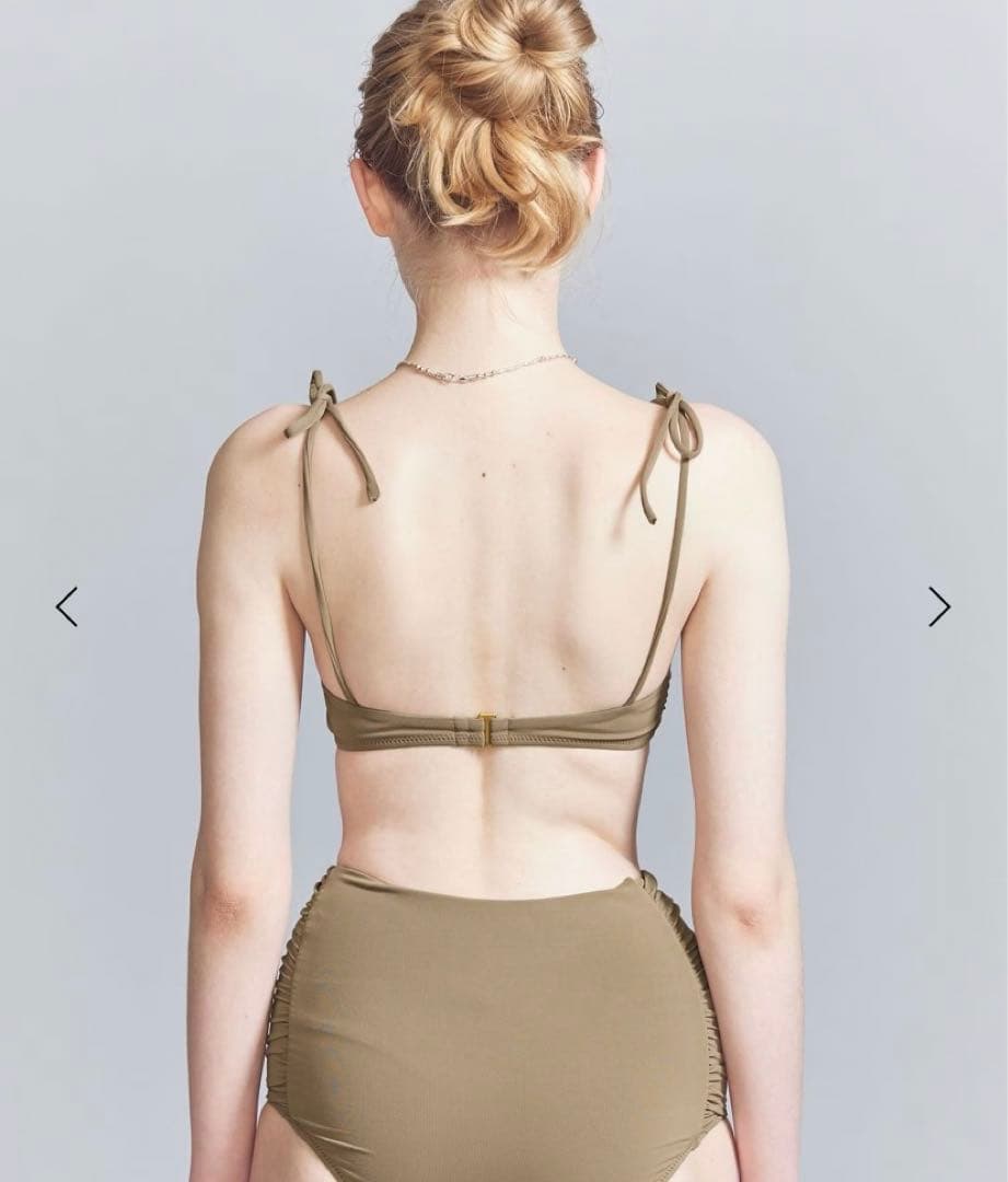 Lepidos レピドス　ソリッド上下水着