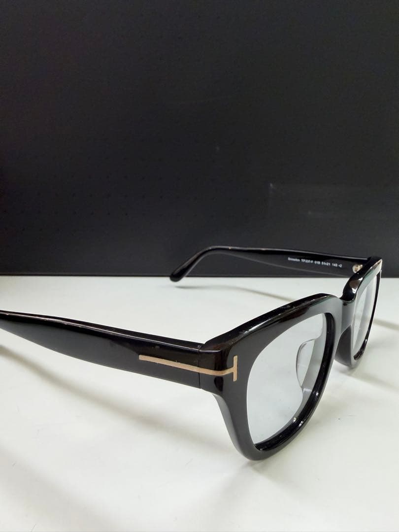 TOM FORD メガネ ライトグレーレンズ 伊製