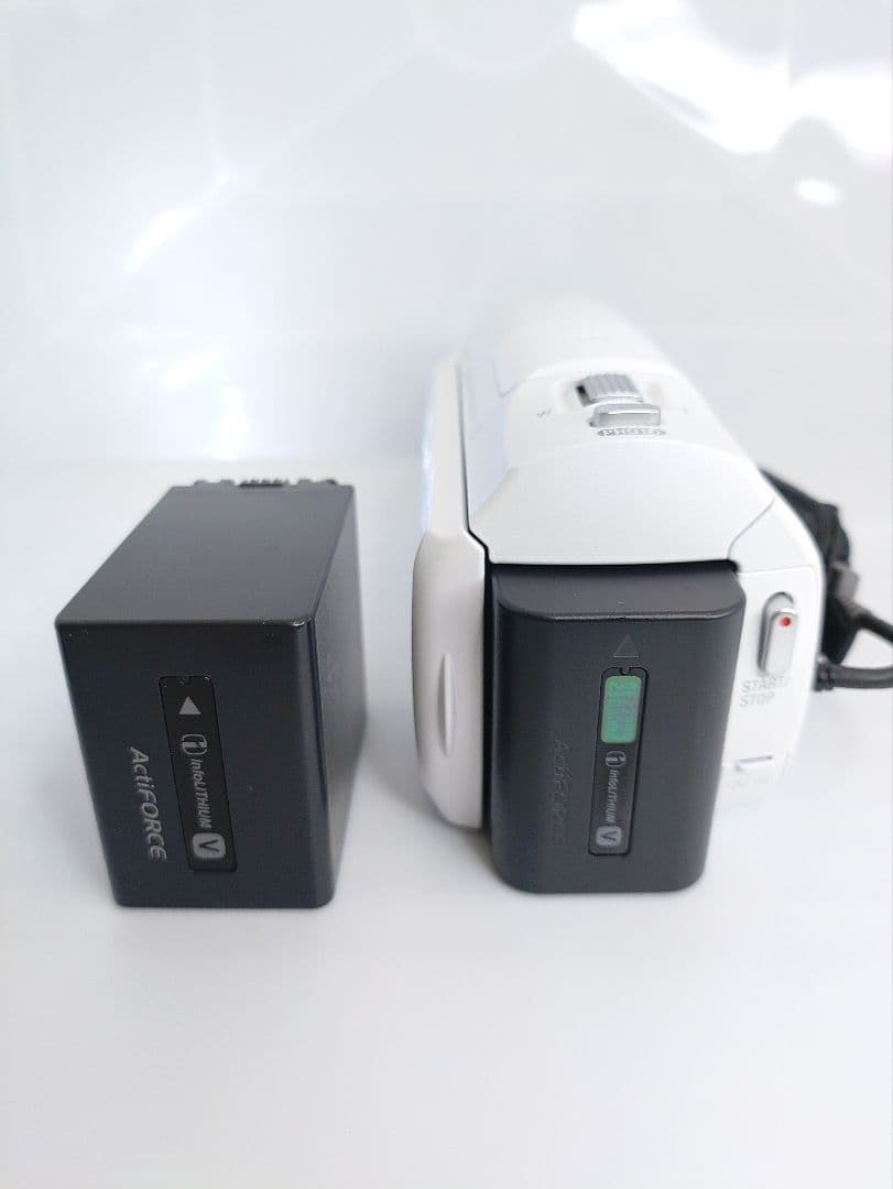 SONY HDR-CX670 ホワイト 動作確認済 バッテリー2本付属