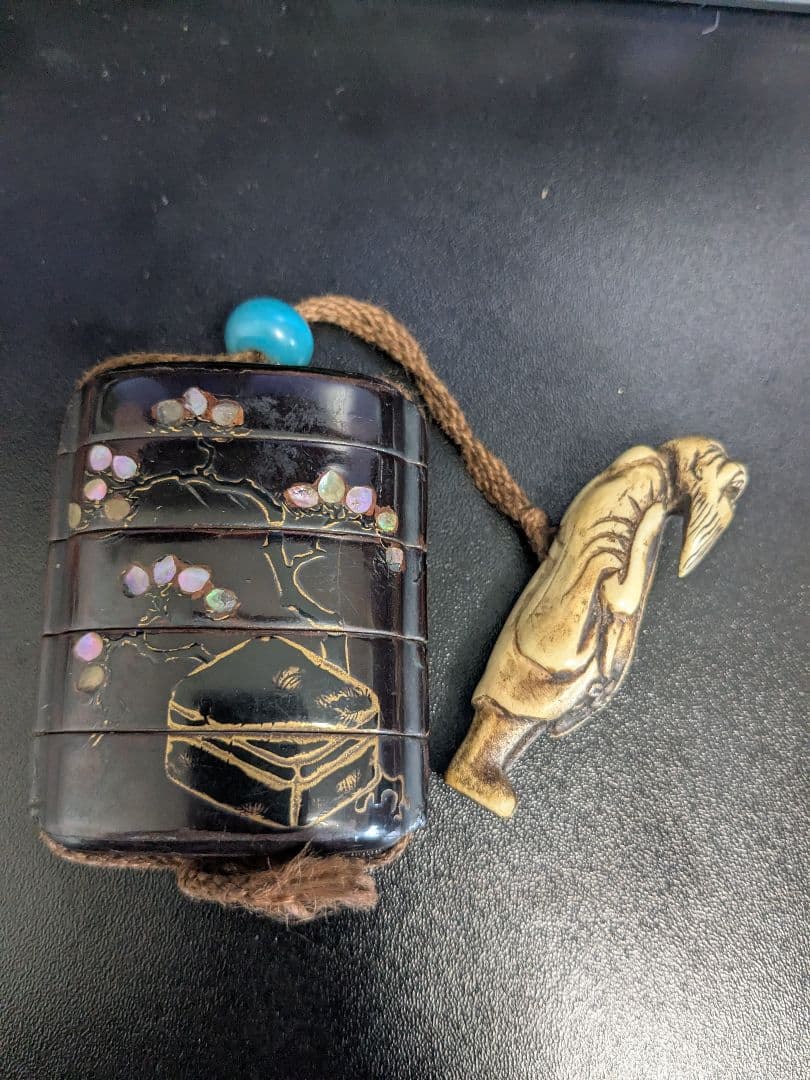 印籠　骨董品 桜模様