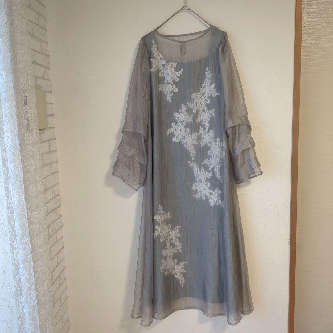 極美品 niana ニアナ ドリードール シアーAラインワンピース M 結婚式