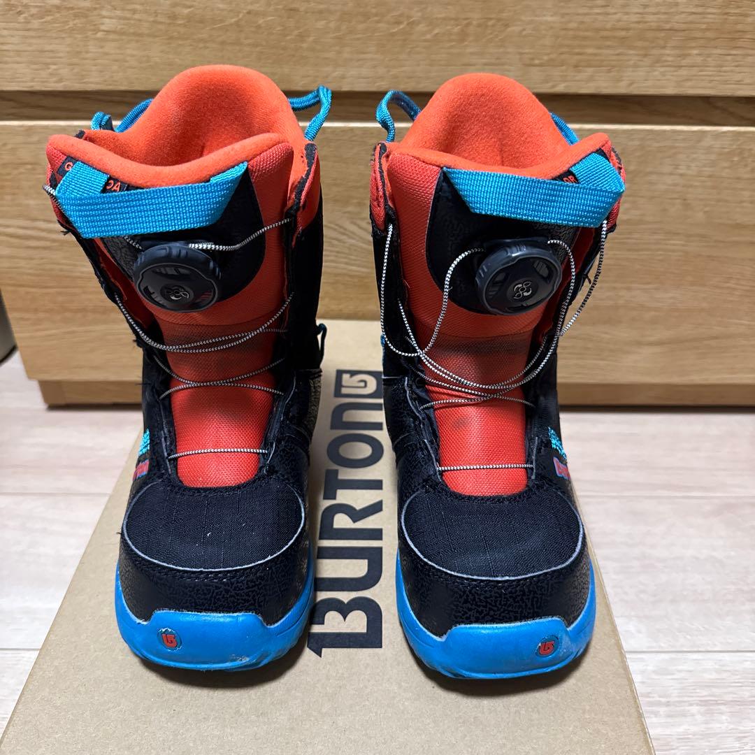 Burton Grom Boa 子ども用スノーボードブーツ
