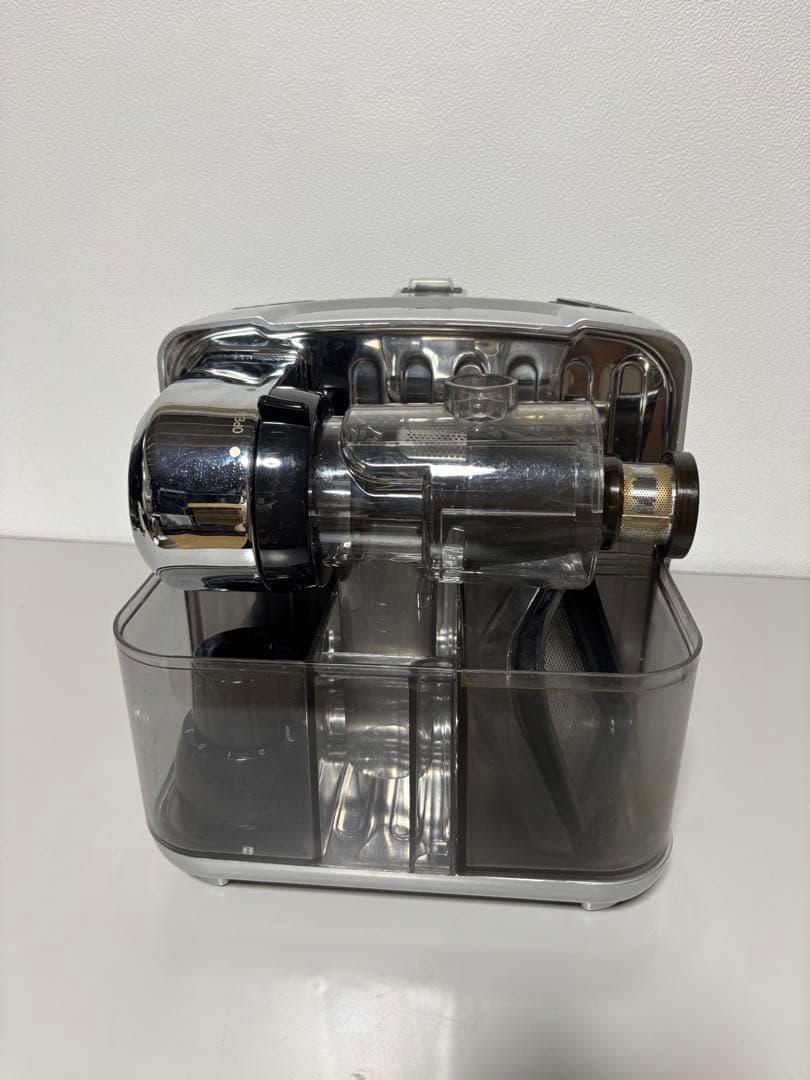 家電 Omega/オメガ ジュースキューブ 300 ジューサー シルバー送料無料