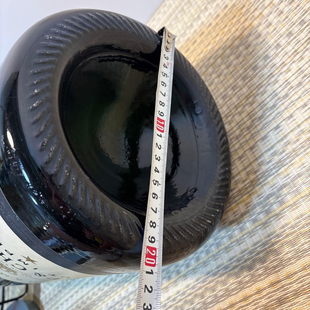 モエ・エ・シャンドン　ブリュット・アンペリアル　 空き瓶　かなり大きいです