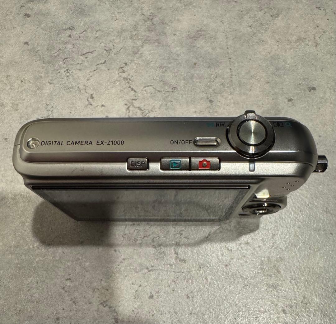 デジタルカメラ CASIO EX-Z1000